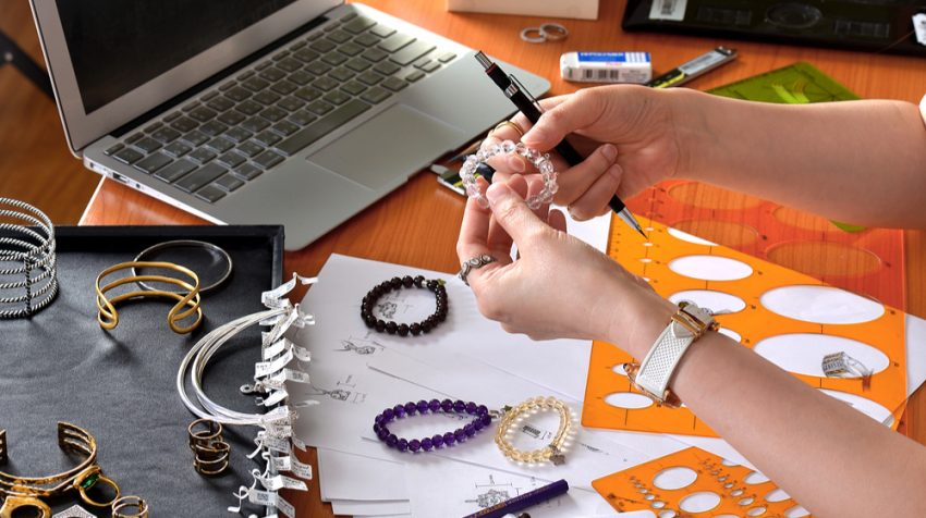 50 Craft Business Ideas - Jewelry Designer