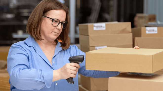 how to hire a package handler